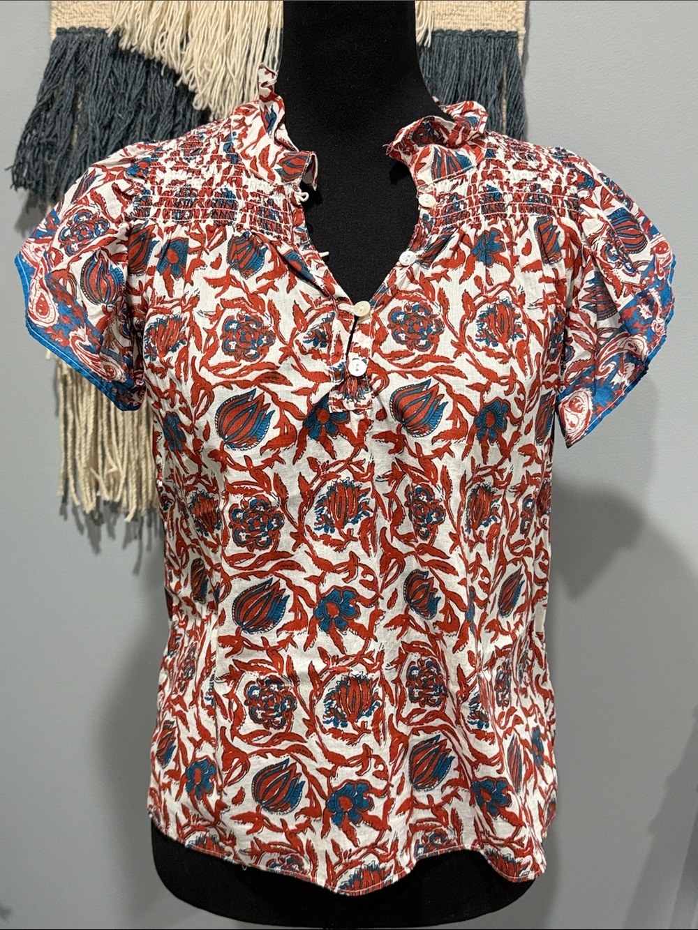House of Harlow 1960 Boho Floral Print Smocked Peasant Blouse Size Small